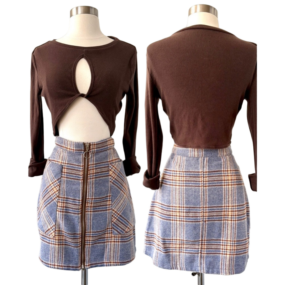 Clueless 90s Vibes Aeropostale Keyhole top & flannel plaid mini skirt Outfit M